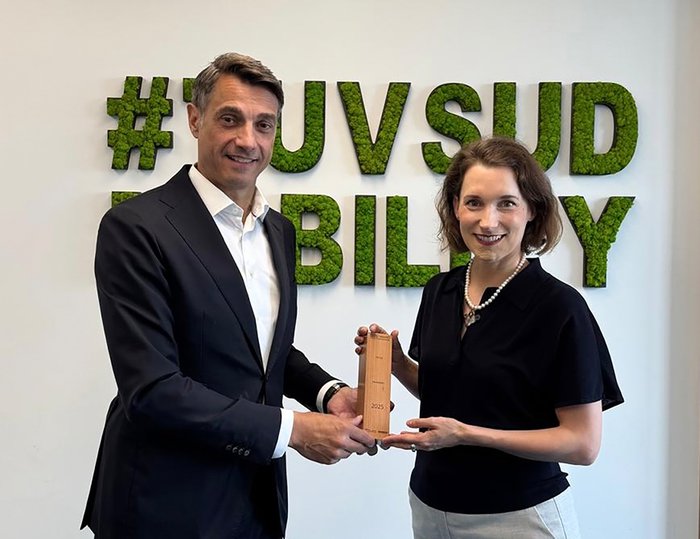 TS-PR-25088-AS-TopCareer AWARD.jpg